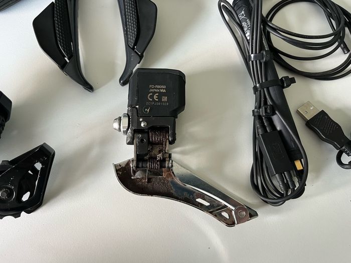 Ultegra Di2 8050