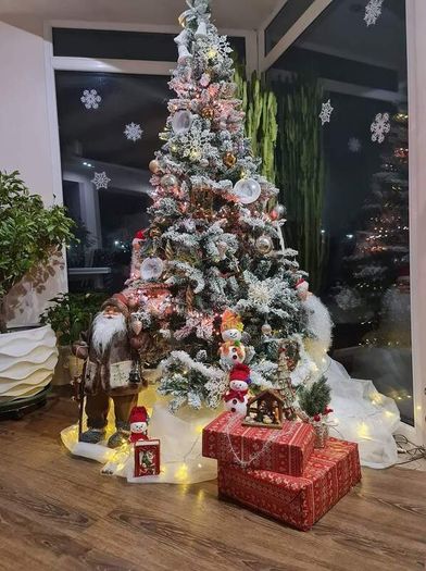 Christmas tree 6ft 7ft 8ft 180cm 210cm 240cm green and white