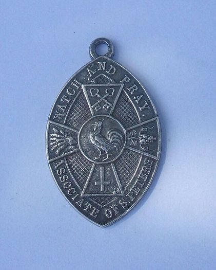 ASSOCIATE OF ST. PETER (religious fraternity?) - an Associate's membership silver medal (hallmarked for 1959)