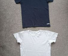 2x NEXT boy's t-shirts/vest. Age 6/7