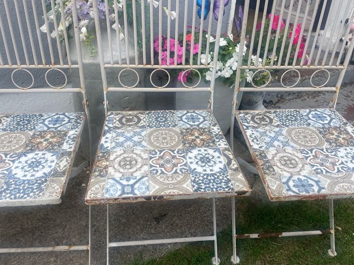 beautiful garden chairs