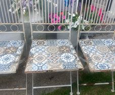 beautiful garden chairs