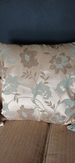 large L shaped corner couch and storage box