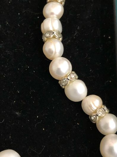 pearl necklace
