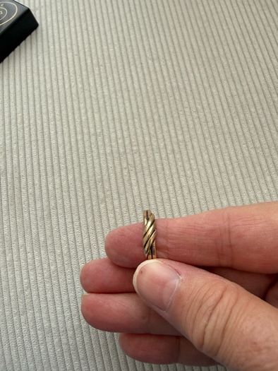 Vintage 9ct Gold Rope Twist Band Ring with Original 1987 Maltese Jeweler Box