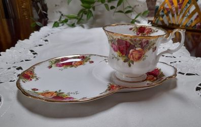 Royal Albert tea cup with plate