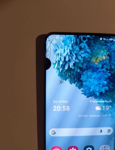 Samsung Galaxy S20 Ultra 5G black poor condition
