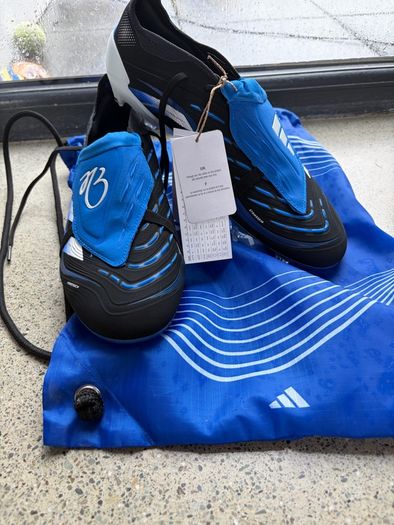 Adidas predator Elite football boots