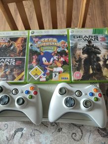 Xbox 360 60g With 2 Controls 4 Game's Gears Of War 1,2 And 3 Plus Sega Superstars All Cables With It