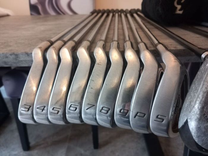Knight vectra series Golf set Right handed clubs