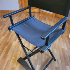 Makeup chair