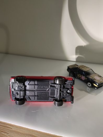 Corgi Die-Cast Model Cars 29