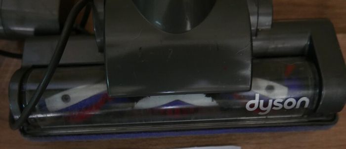 Dyson DC44 Multi floor NEW BATTERY works well