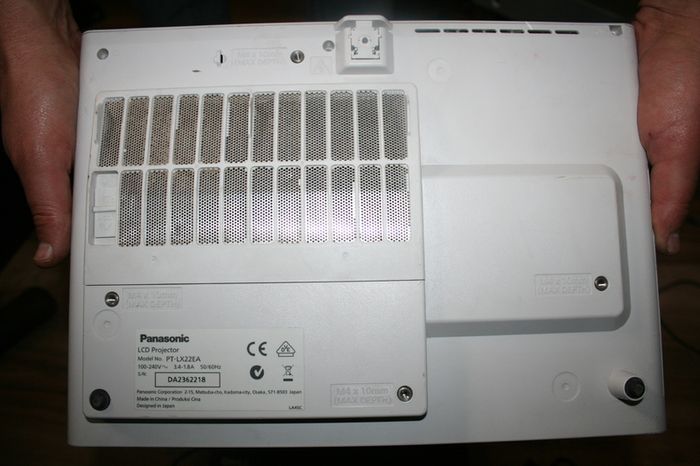Panasonic PT-LX22 DLP Projector - XGA Resolution Pixels (1024 x 768), 2200 Ansi Lumens Brightness and 500:1 high Contrast Ratio