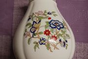 2 Royal tara china Vases