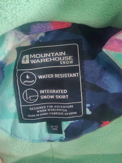 Snow / Ski suit Girls size 11-12yrs Small fit
