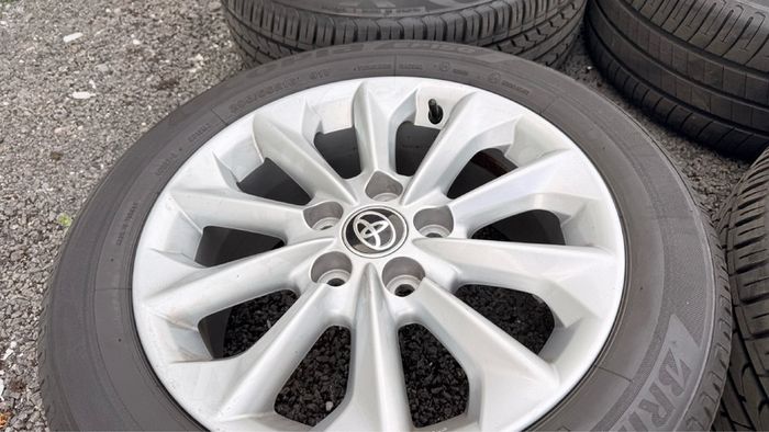 205/65/R16 Toyota Corolla Alloy Wheels