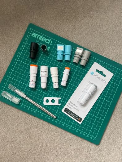 Silhouette Cameo 4 + Extras Bundle