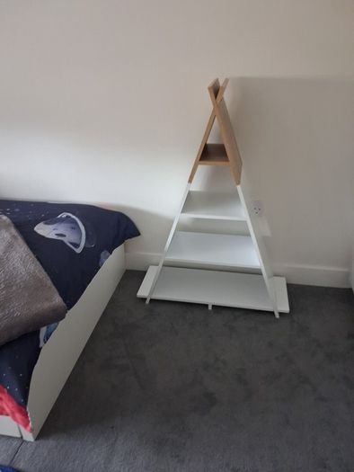 kids shelf