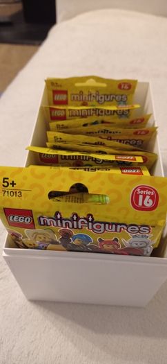 Lego 71013 Cmf Collectible minifigures series 16