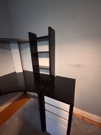 desk