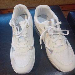 Woman dress runners
