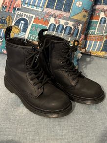 dr Martens uk2