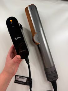 dyson airstrait