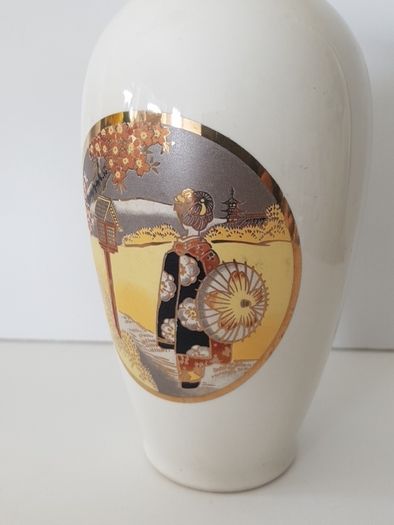 Imperial made in Japan  vase