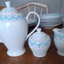 2 Dinner sets Image 6