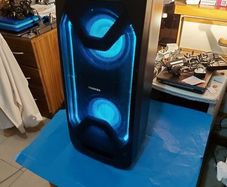 TOSHIBA Portable Sound System, Party Speaker, Bluetooth, Model TY-ASC65, everything working perfect