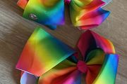 Jo Jo siwa bows