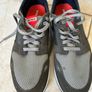 3 pairs men's trainers/shoes Image 7