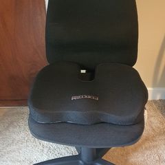 Ergonomic Office Chair & Memory Foam Cushion