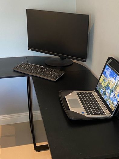 Computer desk