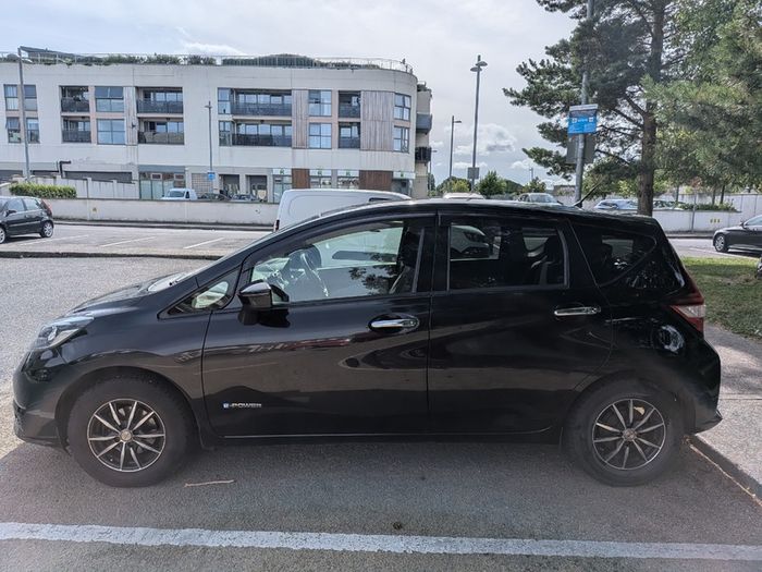 2017 Nissan NOTE
