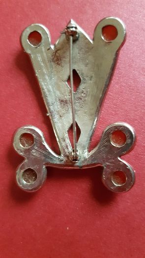 Gothic Revival 1940's Brooch