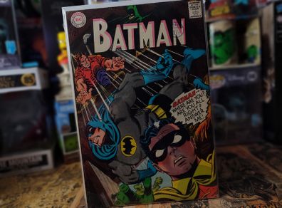 Batman ! Issue #196 ! Current Market Value of NM 180 Euro ! Silver Age comic from 1967 ! by DC Comics ! Vintage !
