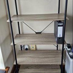 Shelf storage