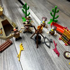 Vintage Disney Frontierland Playset Lot Teepee Canoe Mickey Minnie Donald Figures