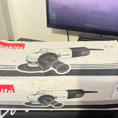 New Makita Angle Grinder