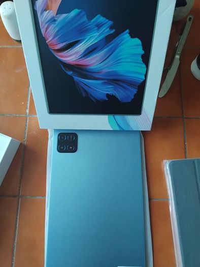Brand New 10 Inch Tablet With Sim Card Slot