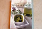 The Connoisseur's Guide to Oils & Vinegars by Kathryn Hawkins