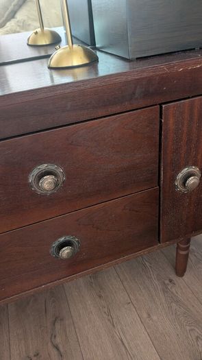 Vintage dresser bedroom