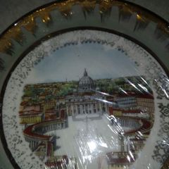 Holly bon china dish  wall hanging plat.