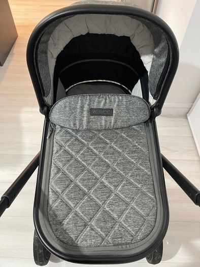 Venicci Tinum travel system