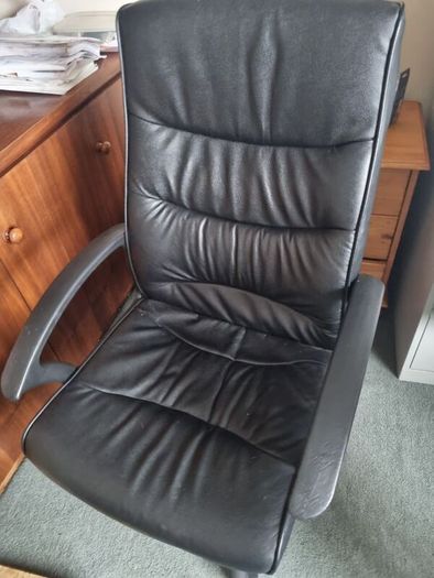 Desk and office chair