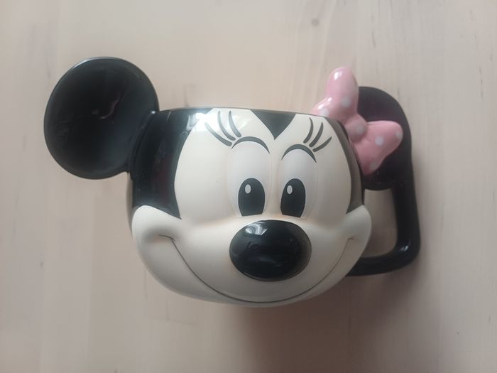 Disney Mini Mouse Ceramic Tea/Coffee Mug Official