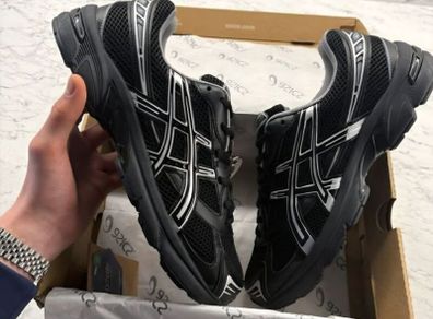 Asics trainers
