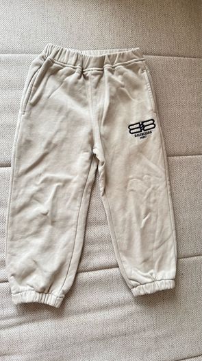 Balenciga tracksuit 4/5yrs